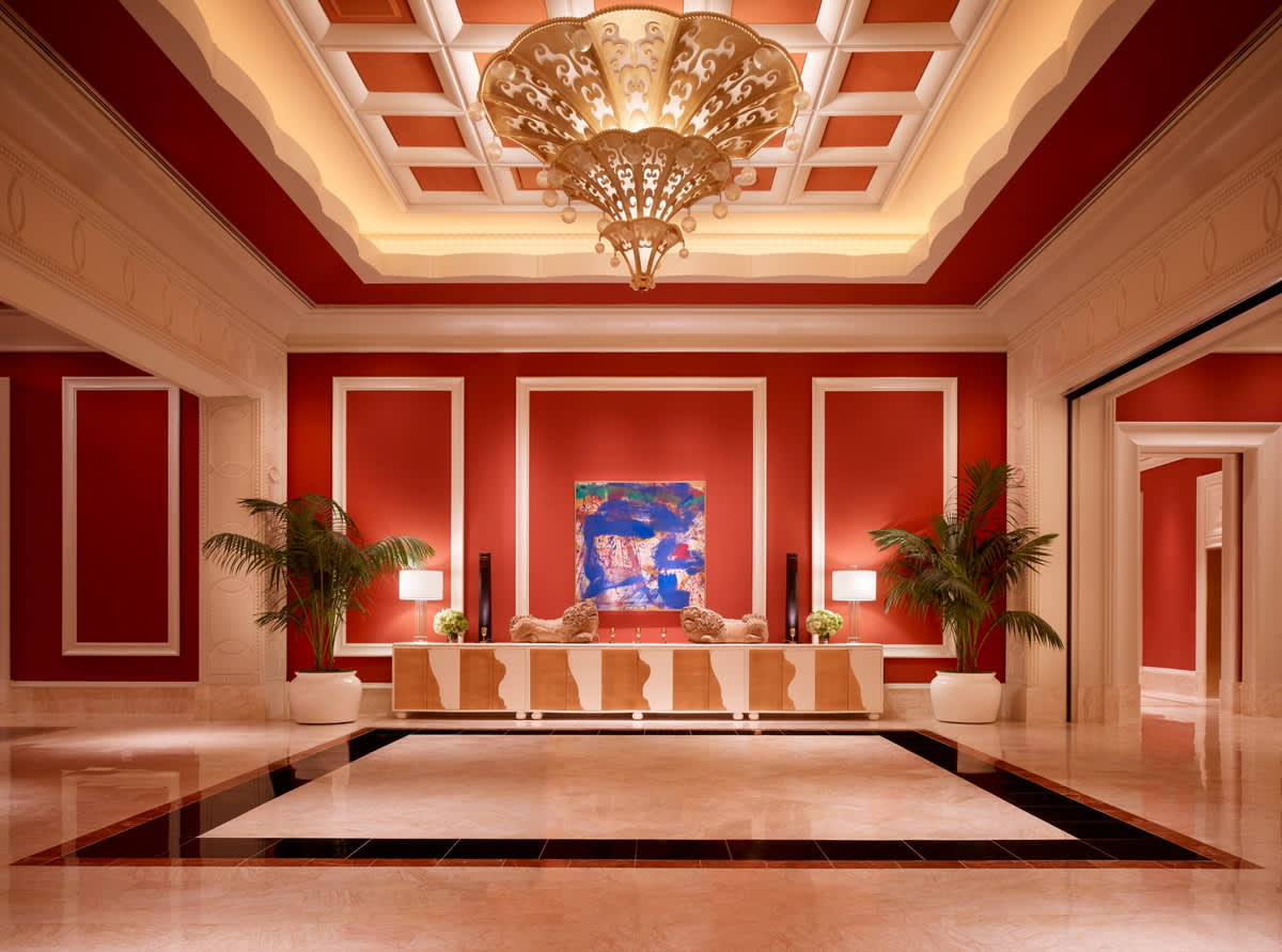 Public Art Cristal Foyer Console