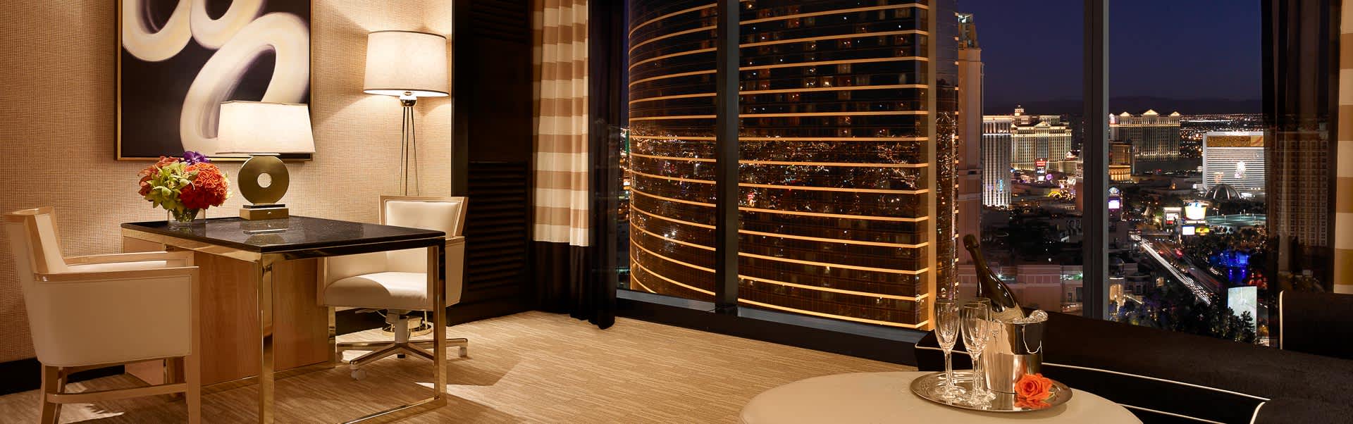 Encore Panoramic View Desk