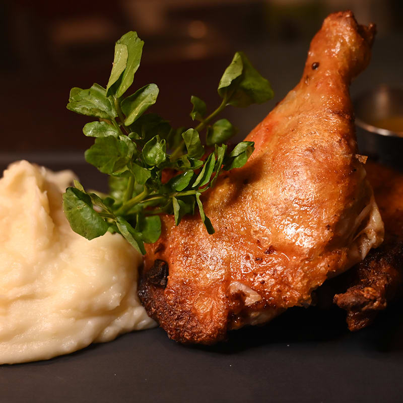 Savor Fratelli's Rush Hour Special at Encore Boston Harbor