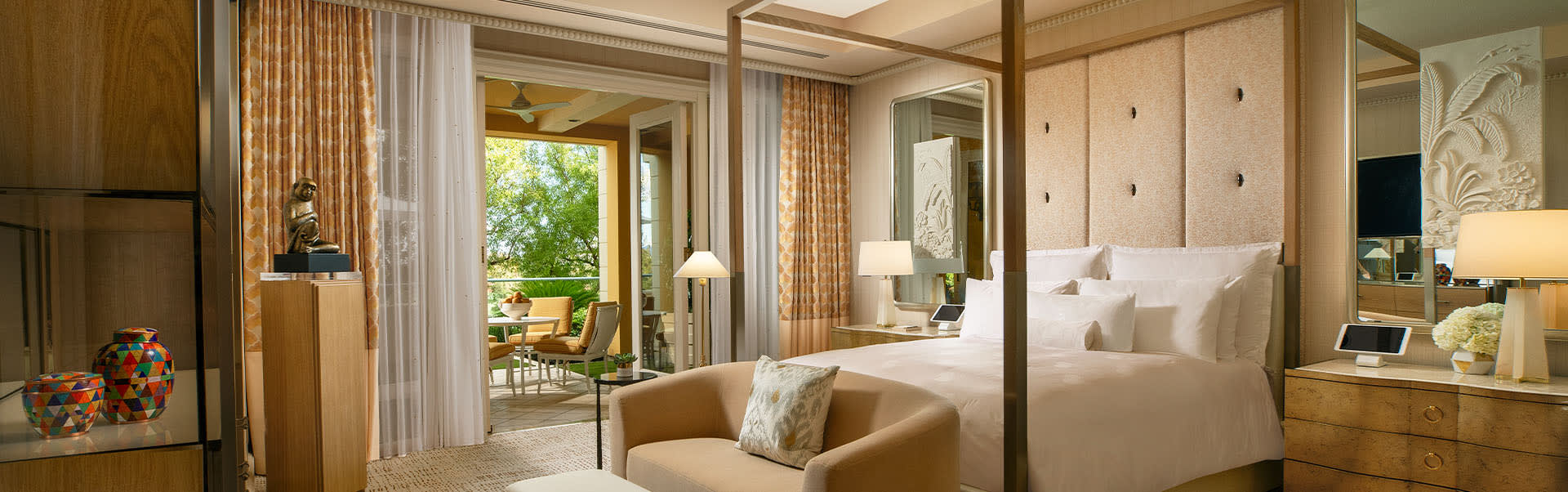 Bedroom inside the Wynn Fairway Villa