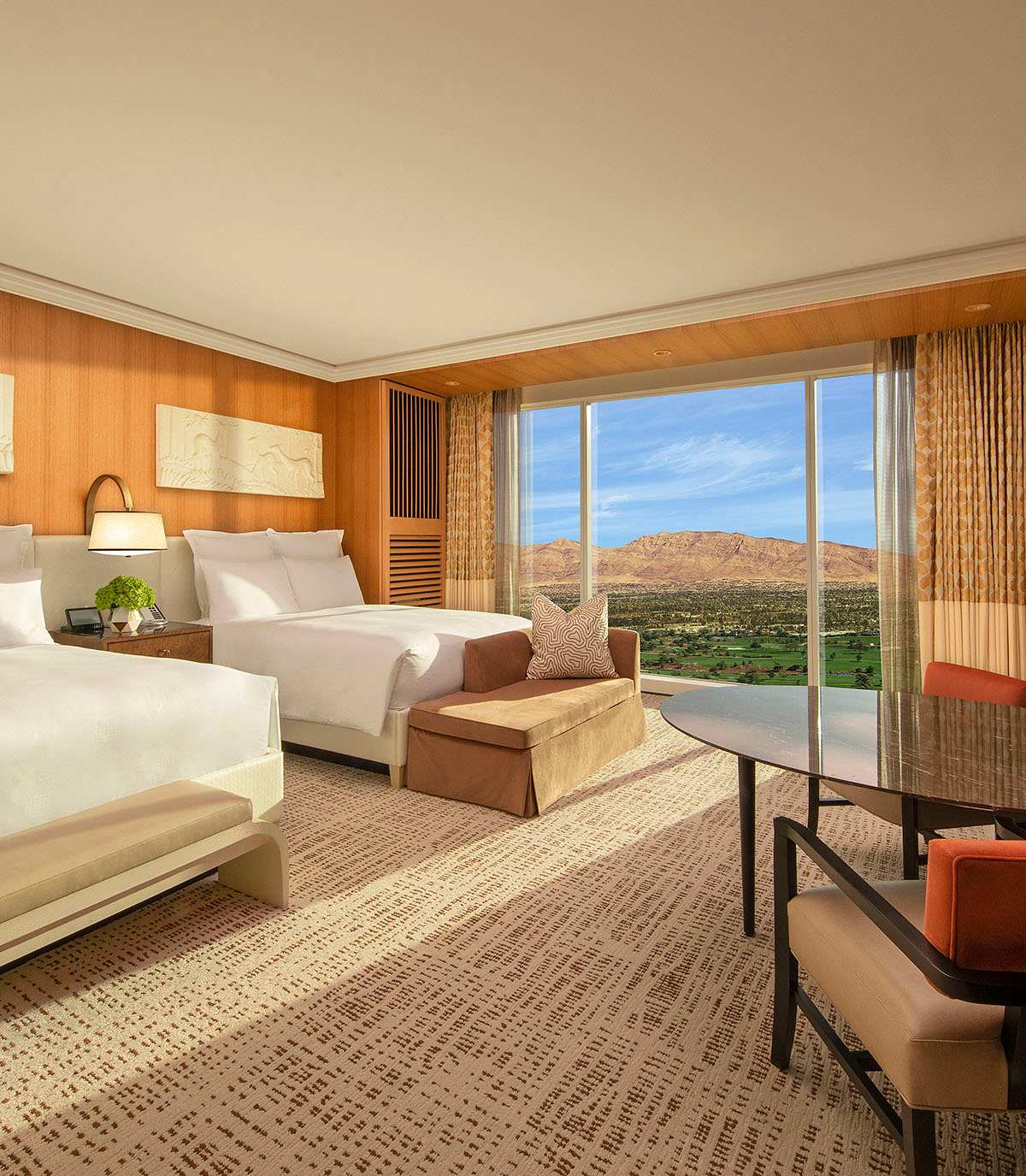 Inside the Rooms at Wynn vs. Encore Las Vegas: Which Hotel Is Right for Your Stay?