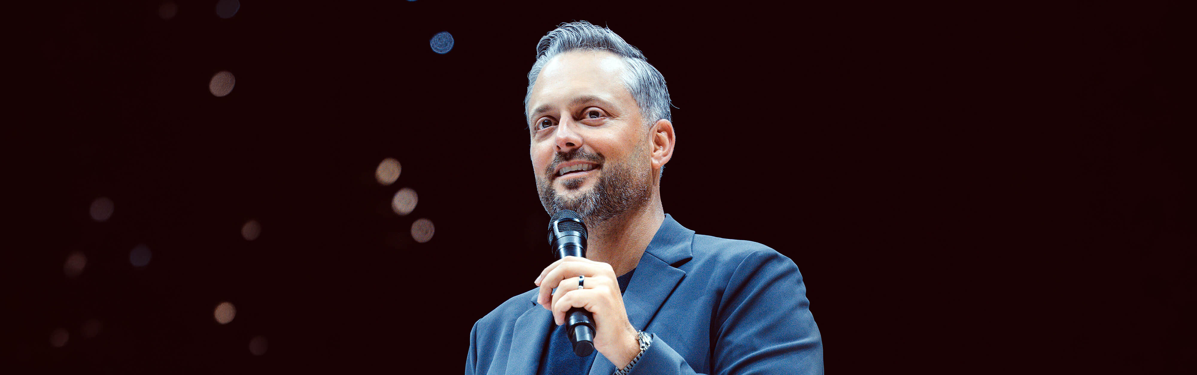 Nate Bargatze: Big Dumb Eyes World Tour