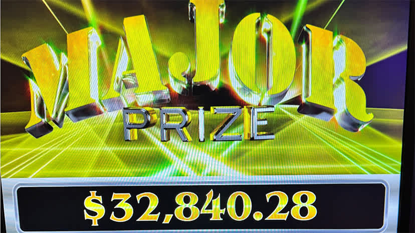 A guest won $32,840 on a Major Progressive