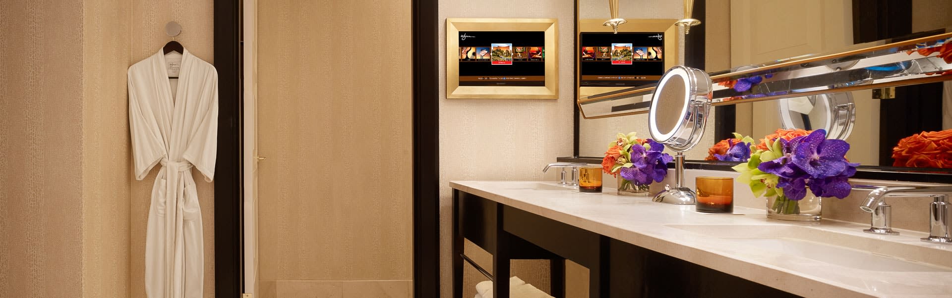 Encore Resort Two Queens Bathroom