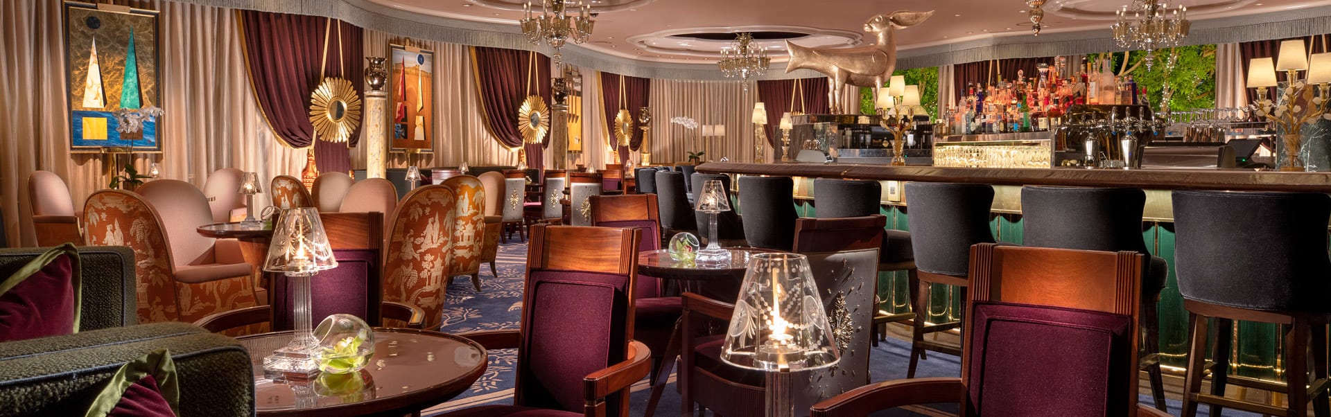 Overlook Lounge