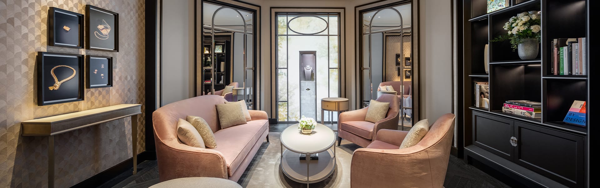 Lounge area at Van Cleef & Arpels Las Vegas