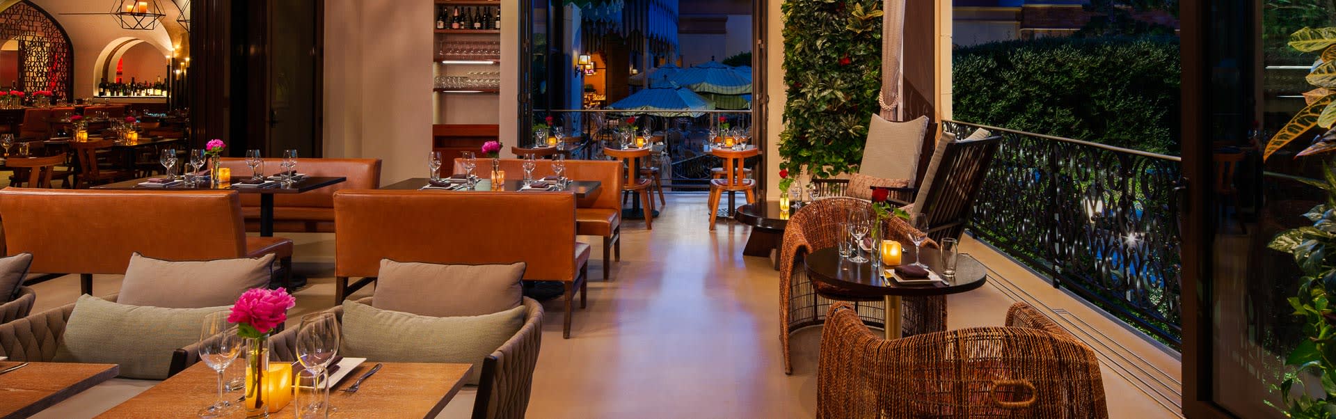 La-Cave-Across-Patio-at-Wynn-Las-Vegas