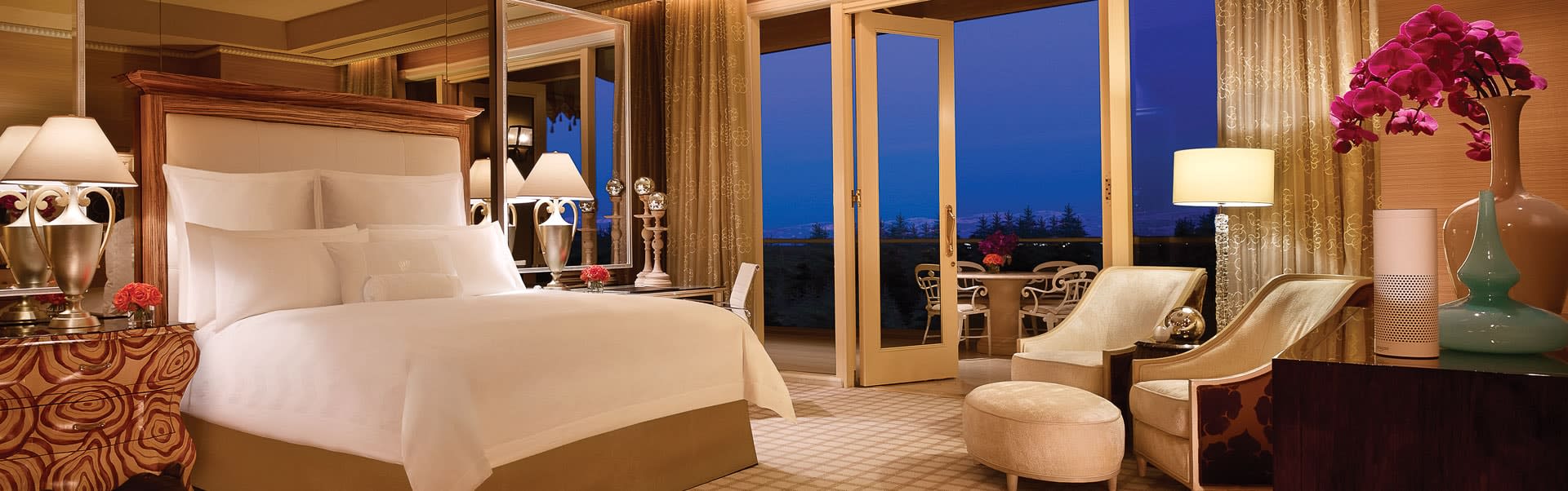 Bedroom inside the Wynn Fairway Villa