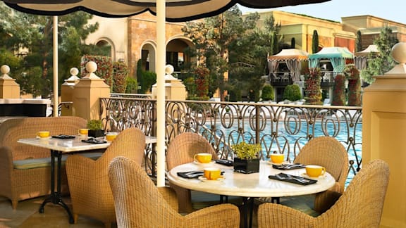 Terrace Pointe Cafe Patio