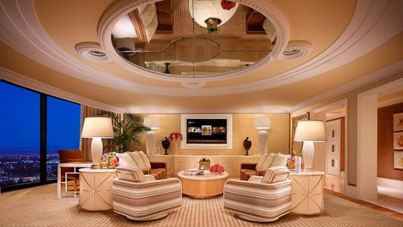 Luxury Las Vegas Hotel Rooms &amp; Suites | Wynn Las Vegas