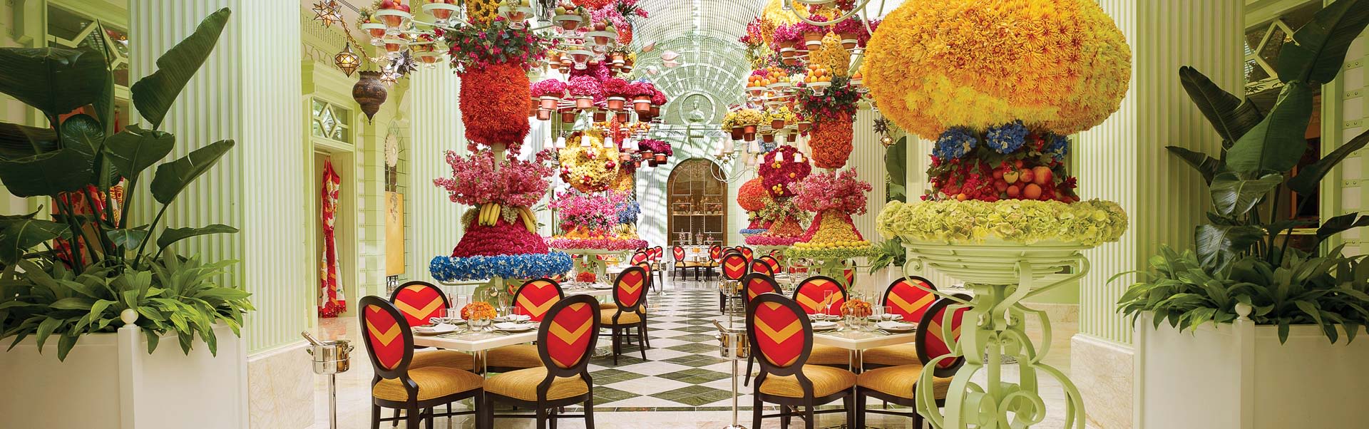 A look inside the Buffet at the Wynn in Las Vegas. Featuring bright colours, stunning floral displays and pristine interior design.